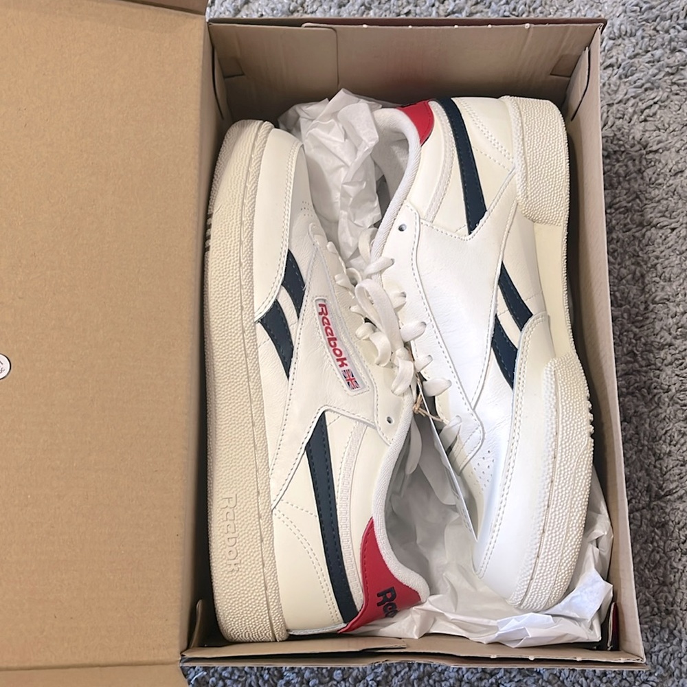 NWT Reebok Tennis Shoes